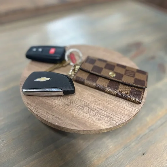 Louis Vuitton cash,card & key💎Authentic - Picture 3 of 16